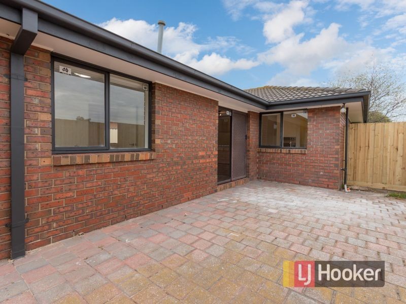 2 Chiswick Court, Hampton Park VIC 3976