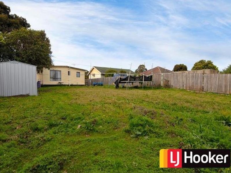 41B Lurline Street, Cranbourne VIC 3977