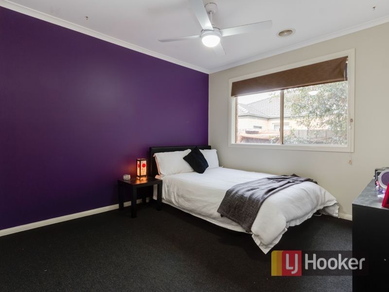 54 Hartsmere Drive, Berwick VIC 3806