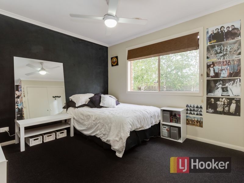 54 Hartsmere Drive, Berwick VIC 3806