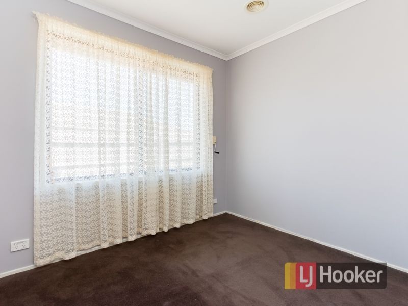 18 Linmac Court, Hampton Park VIC 3976