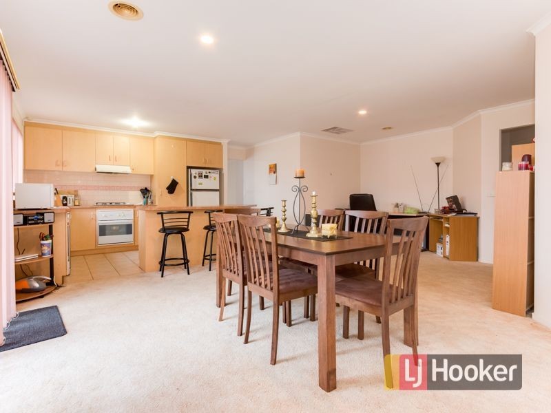 13 Nimbus Court, Hampton Park VIC 3976