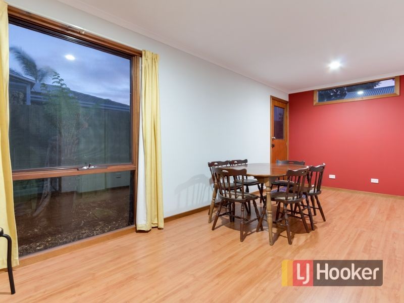 58 Leopold Crescent, Hampton Park VIC 3976