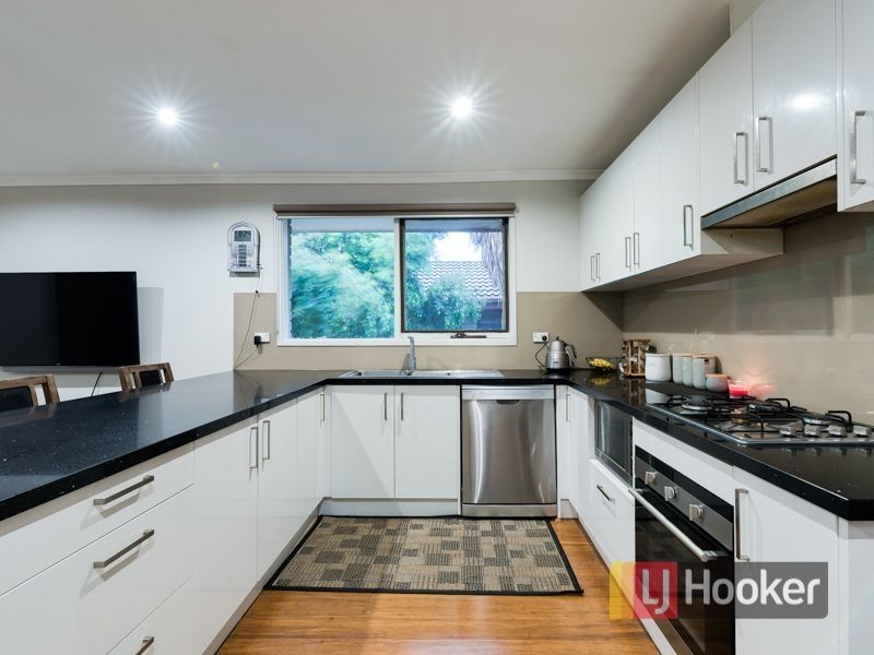 55 Springfield Crescent, Hampton Park VIC 3976