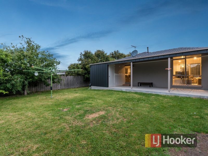 55 Springfield Crescent, Hampton Park VIC 3976
