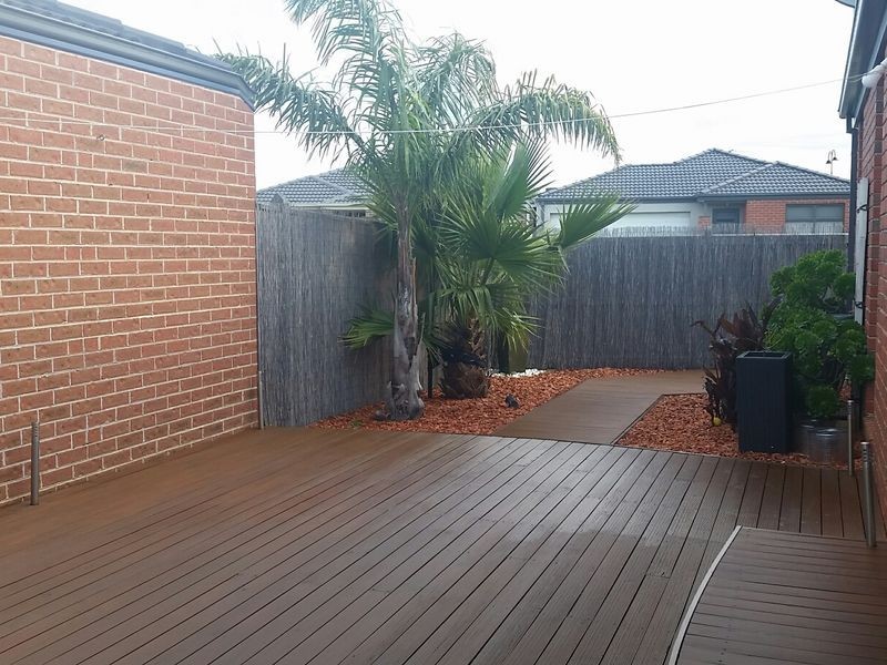 6 Banfield Place, Lyndhurst VIC 3975