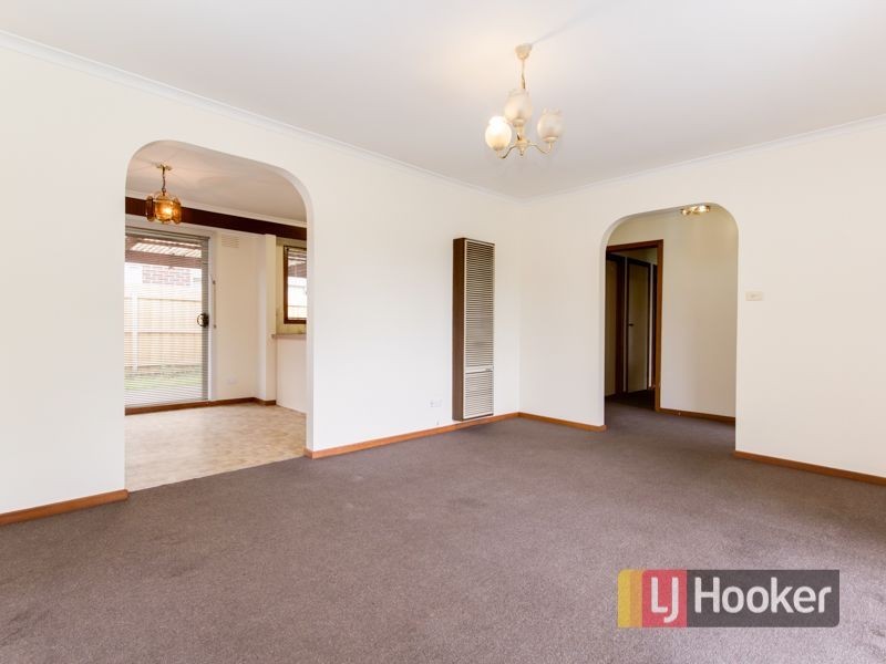 13 Saxonwood Drive, Narre Warren VIC 3805