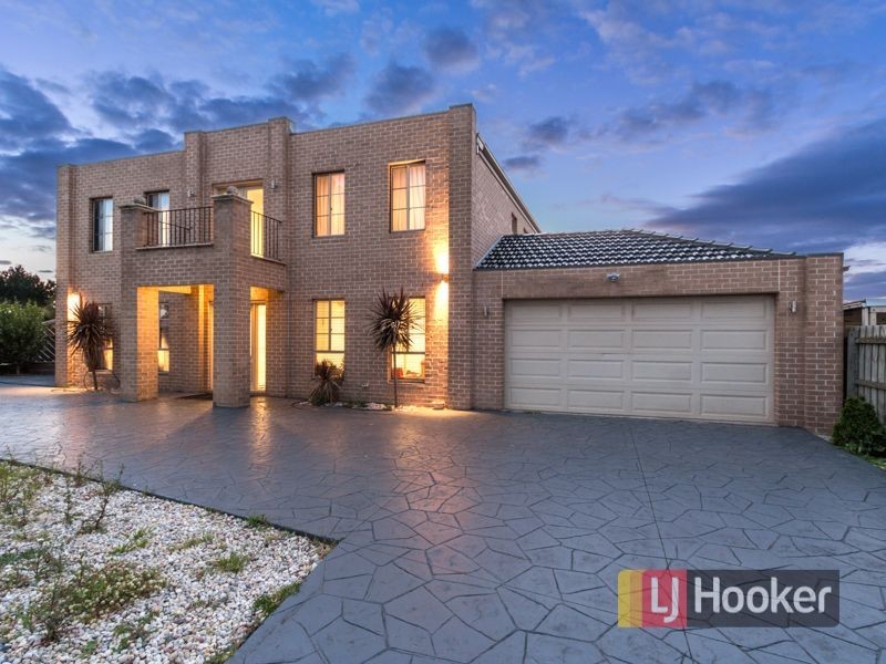 2 Caversham Terrace, Lynbrook VIC 3975