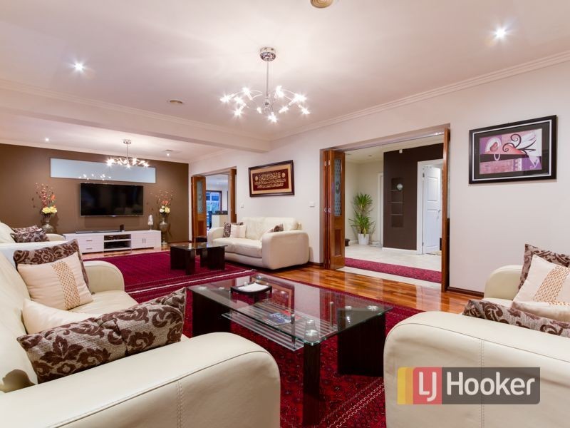 2 Caversham Terrace, Lynbrook VIC 3975