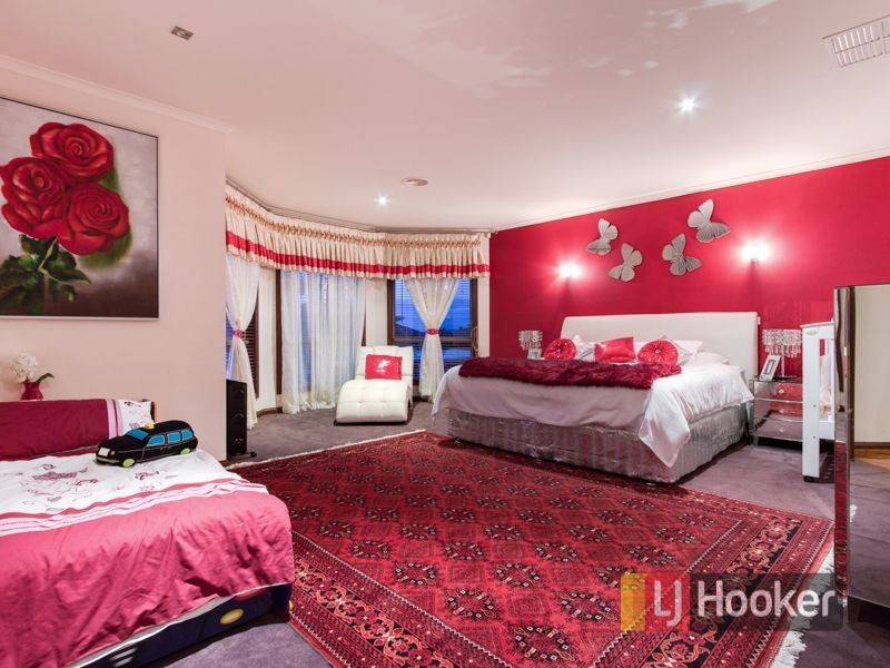 2 Caversham Terrace, Lynbrook VIC 3975