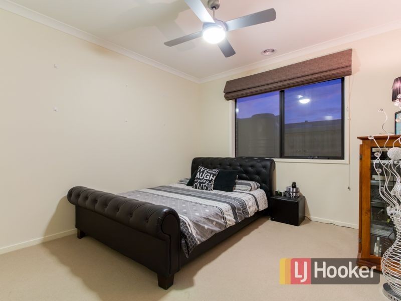 9 Duce Street, Cranbourne East VIC 3977