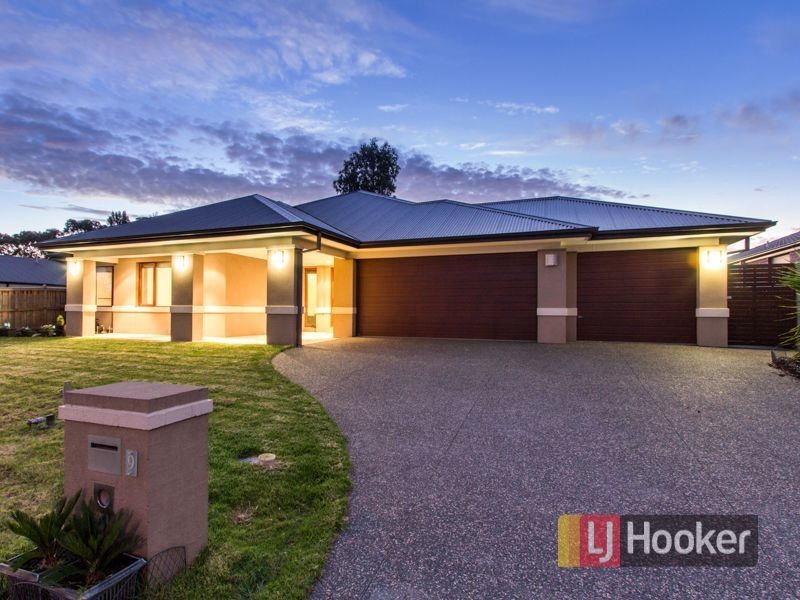 9 Duce Street, Cranbourne East VIC 3977