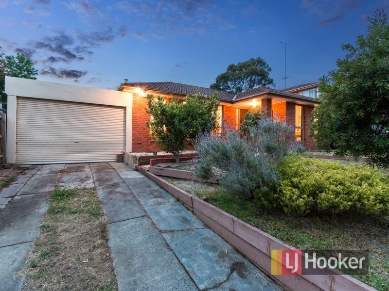 5 The Grange, Hampton Park VIC 3976