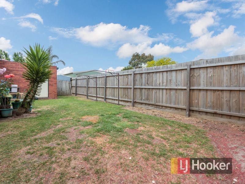 1/44 Narellan Drive, Hampton Park VIC 3976