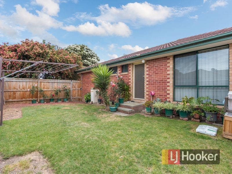 1/44 Narellan Drive, Hampton Park VIC 3976