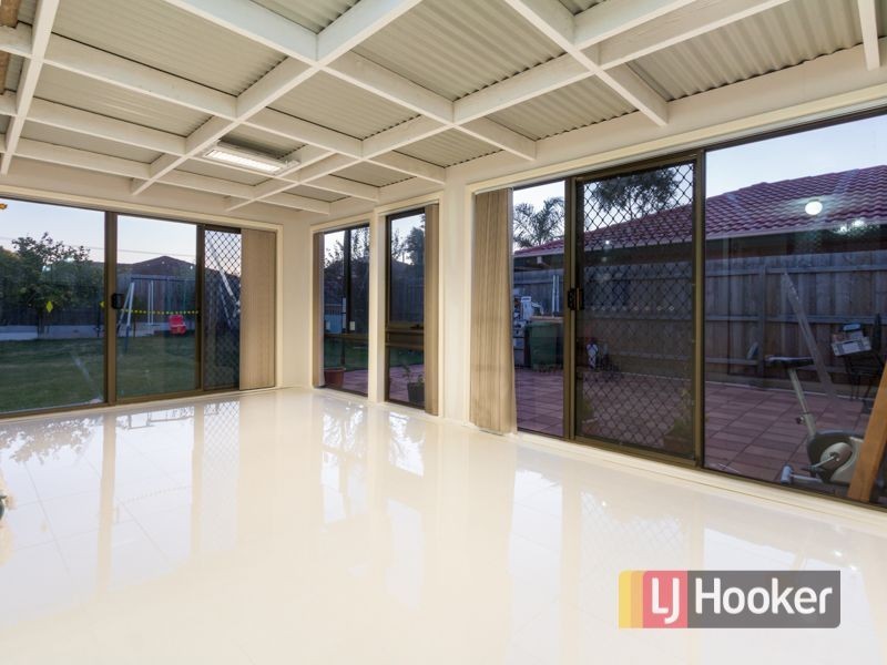 8 Princess Maria Place, Hampton Park VIC 3976