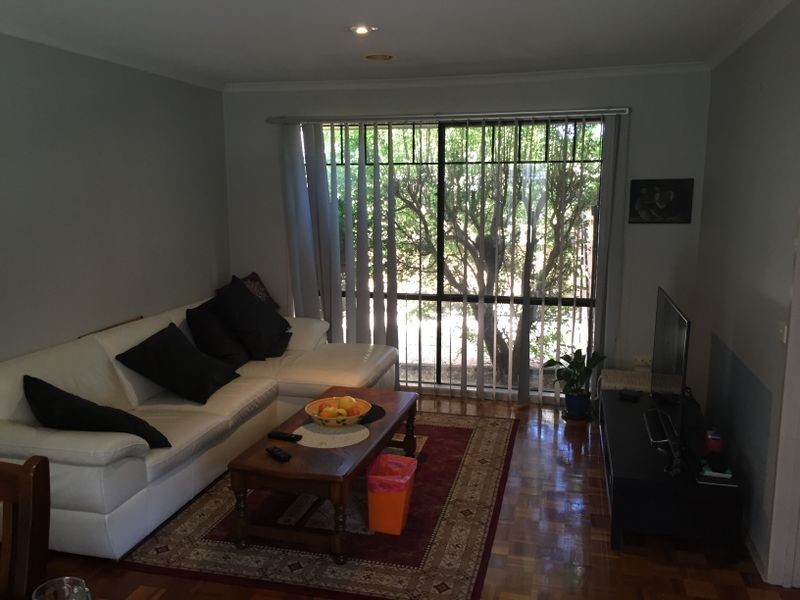 2 Fishburn Place, Cranbourne West VIC 3977