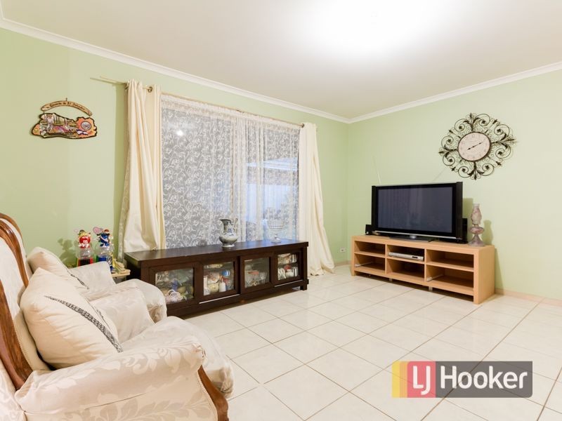 6 Bluegum Way, Hampton Park VIC 3976