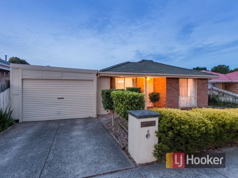 6 Bluegum Way, Hampton Park VIC 3976