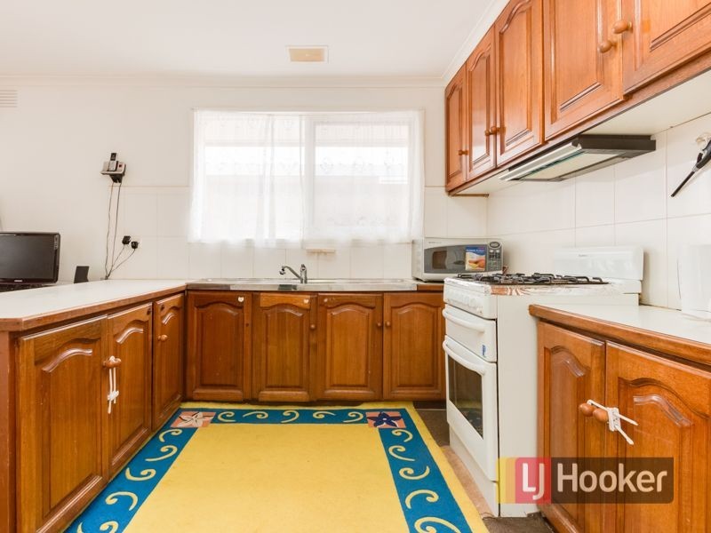 31 Green Valley Crescent, Hampton Park VIC 3976