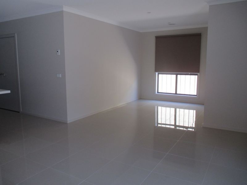 28 Canyon Avenue, Clyde VIC 3978