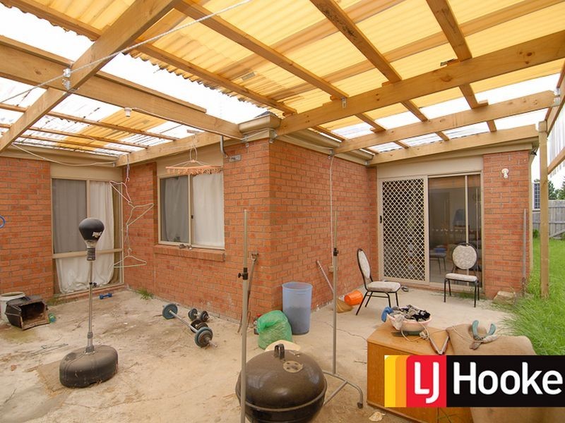 31 Glenora Way, Hampton Park VIC 3976