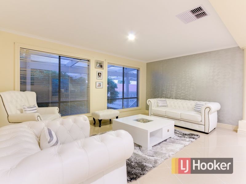 90 Justin Circuit, Hampton Park VIC 3976
