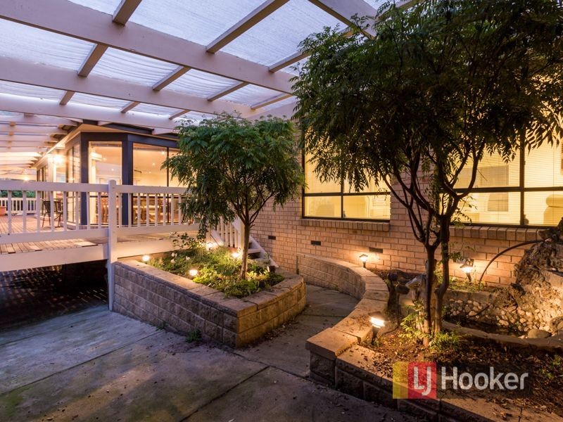 90 Justin Circuit, Hampton Park VIC 3976