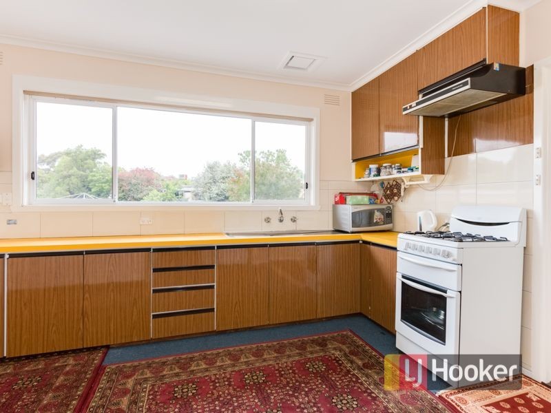 16 Bess Court, Dandenong VIC 3175
