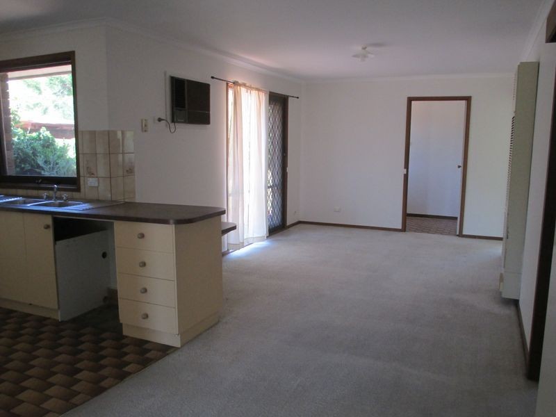 27 Strong Drive, Hampton Park VIC 3976