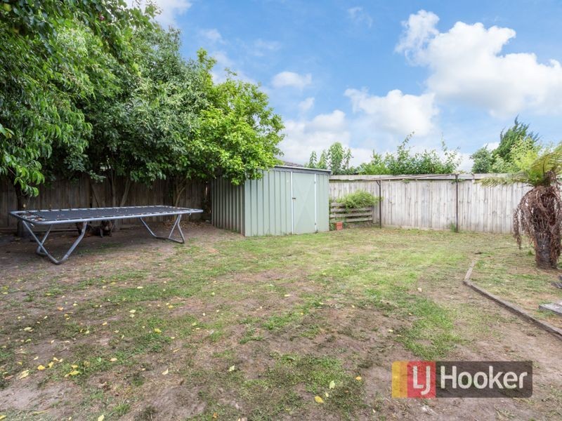62 Strong Drive, Hampton Park VIC 3976