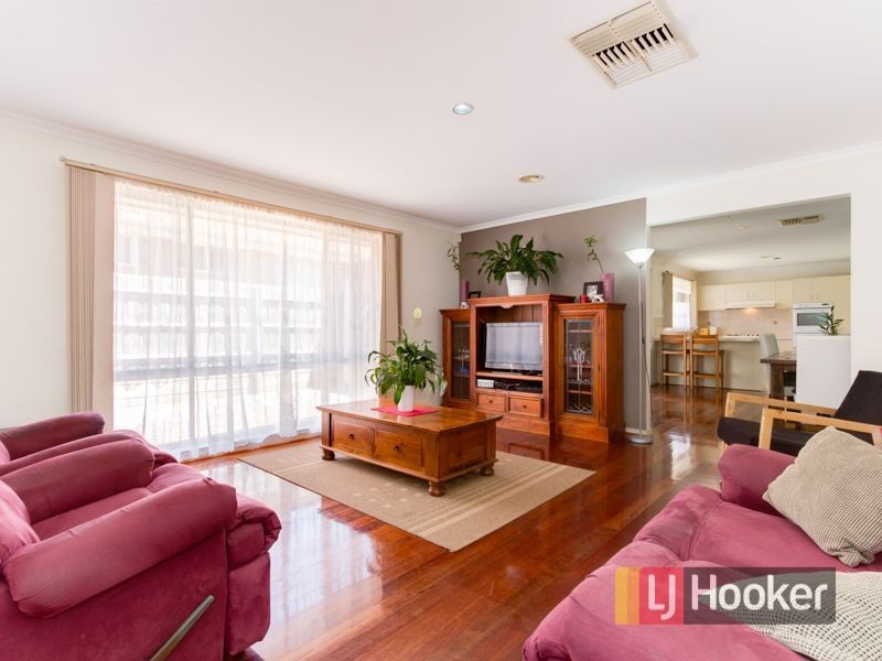 10 Bluegum Way, Hampton Park VIC 3976