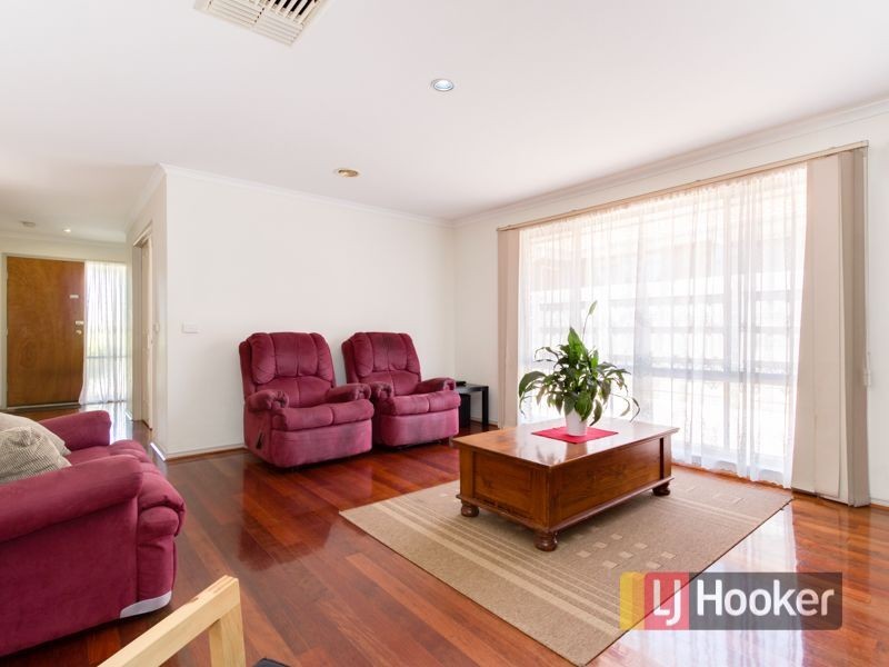 10 Bluegum Way, Hampton Park VIC 3976