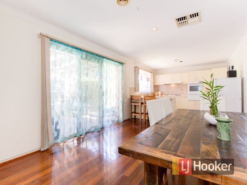 10 Bluegum Way, Hampton Park VIC 3976