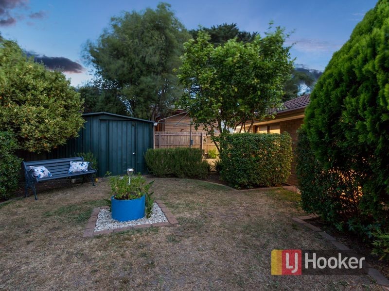 4 Yarrow Court, Berwick VIC 3806