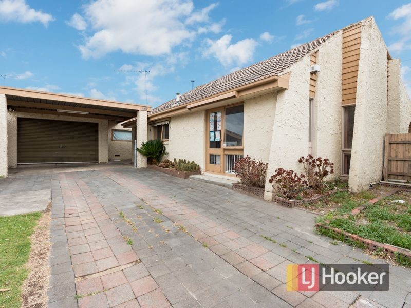 19 Somerville Road, Hampton Park VIC 3976