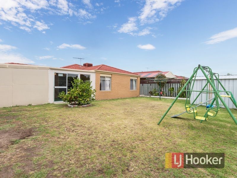 10 Mariner Close, Cranbourne North VIC 3977