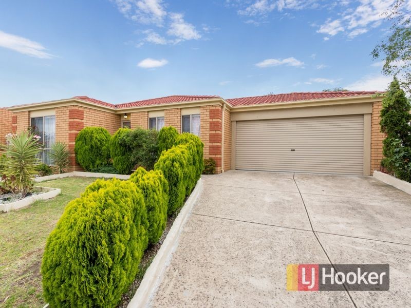 10 Mariner Close, Cranbourne North VIC 3977