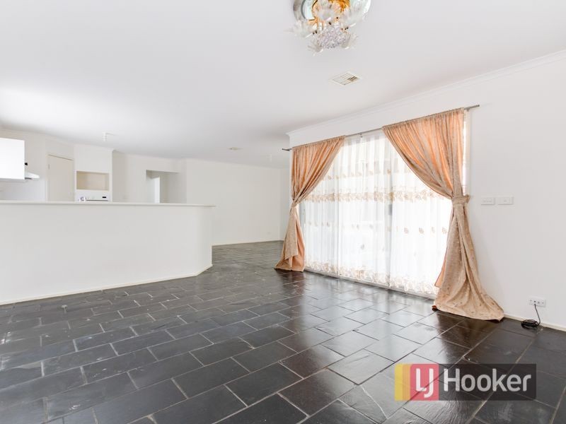 17 Terrapin Drive, Narre Warren South VIC 3805