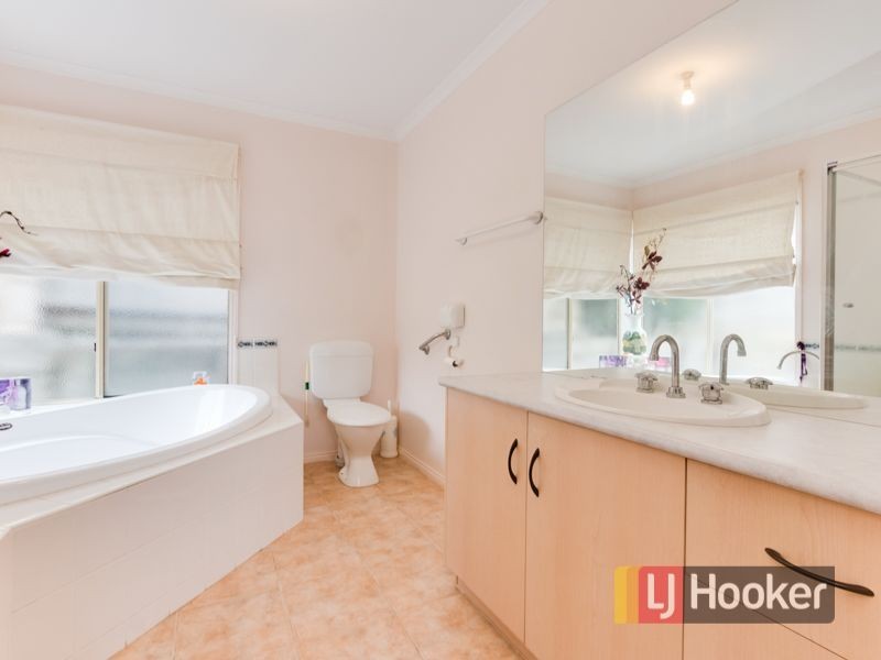 5 Keystone Court, Lynbrook VIC 3975