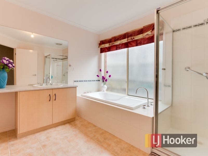 5 Keystone Court, Lynbrook VIC 3975