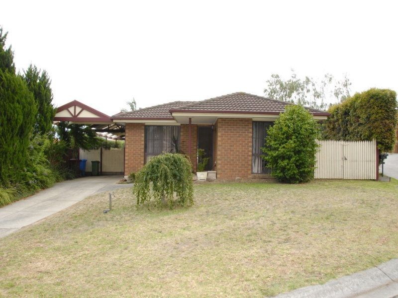 4 Stanton Close, Narre Warren South VIC 3805