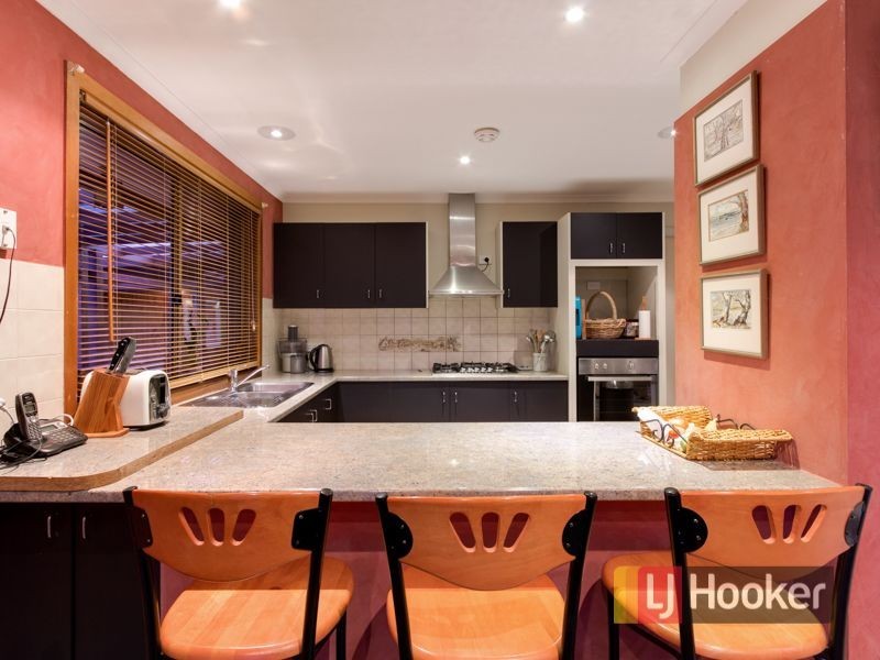 52 Justin Circuit, Hampton Park VIC 3976