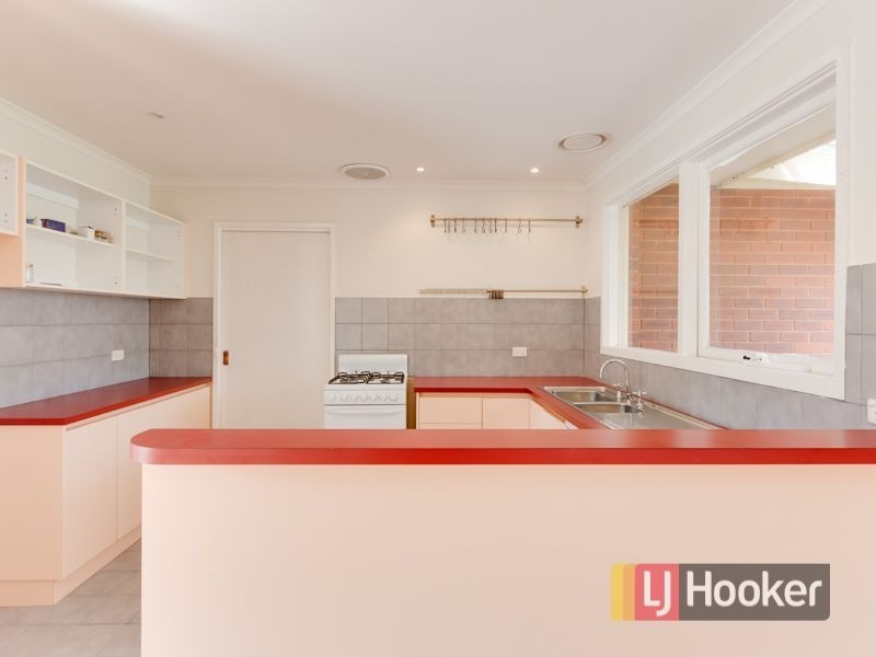 5/2 Blackwood Drive, Narre Warren VIC 3805