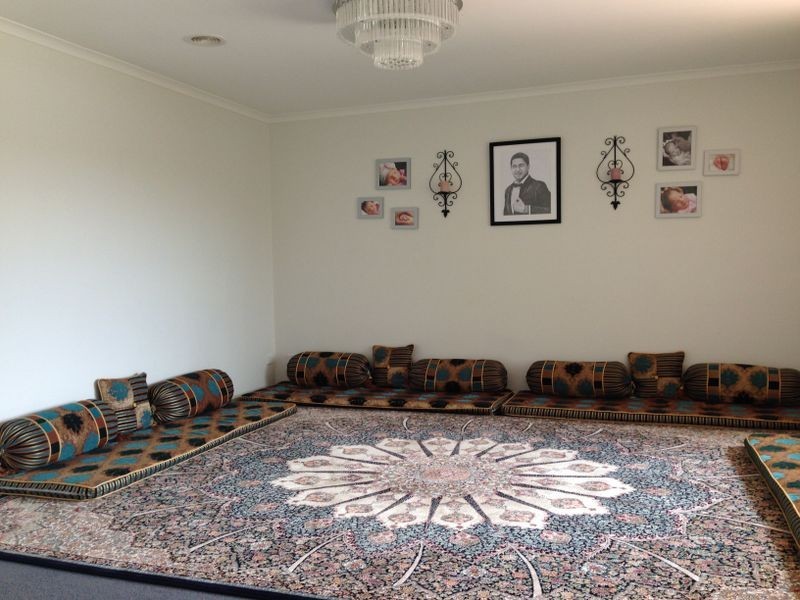 7 Aveley Place, Cranbourne East VIC 3977