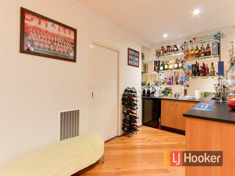 109 Montbrae Circuit, Narre Warren North VIC 3804