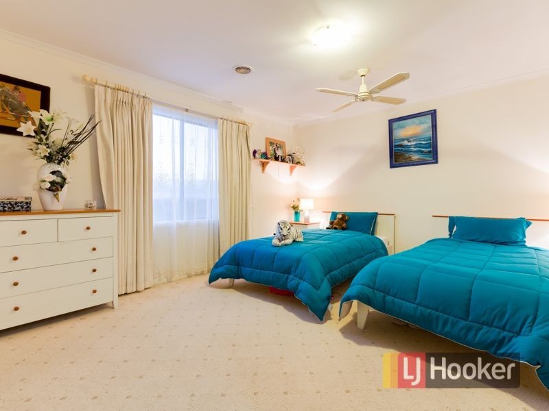 109 Montbrae Circuit, Narre Warren North VIC 3804