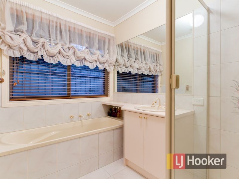 133 Hinrichsen Drive, Hallam VIC 3803