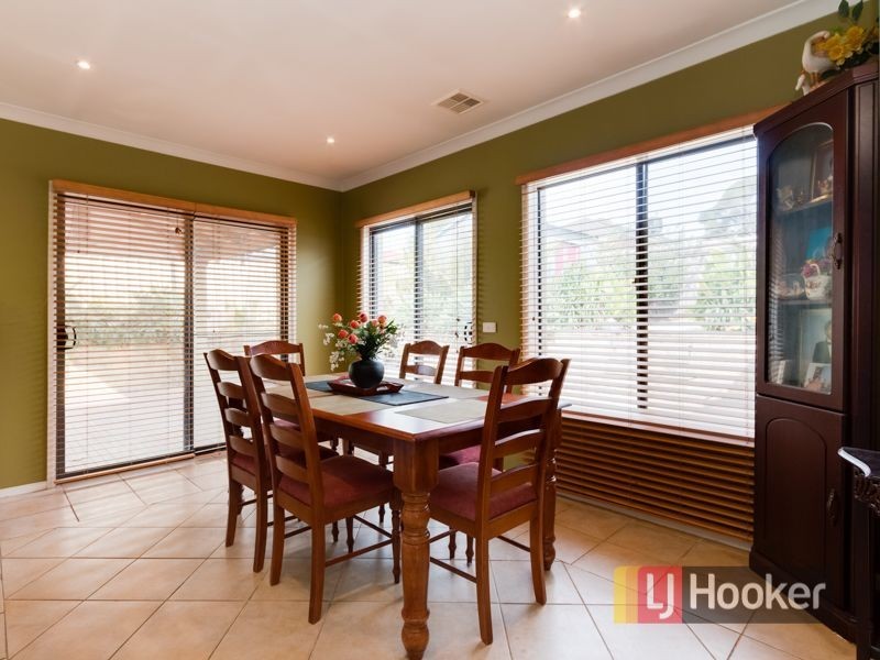 67 Lynbrook Boulevard, Lynbrook VIC 3975