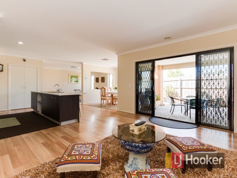 37 Ernest Crescent, Narre Warren South VIC 3805